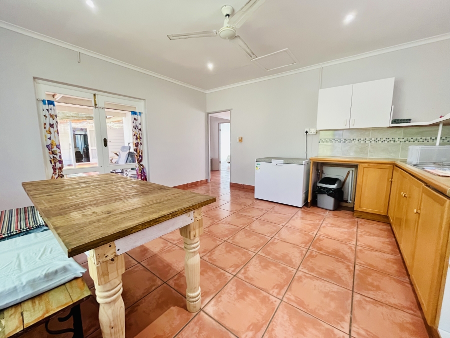4 Bedroom Property for Sale in Sandbaai Western Cape